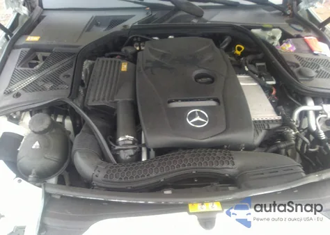 2016 Mercedes-Benz C 300 Sport 4Matic/Luxury 4Matic/4Matic из США, поврежденный, VIN WDDWF4KB9GR145953